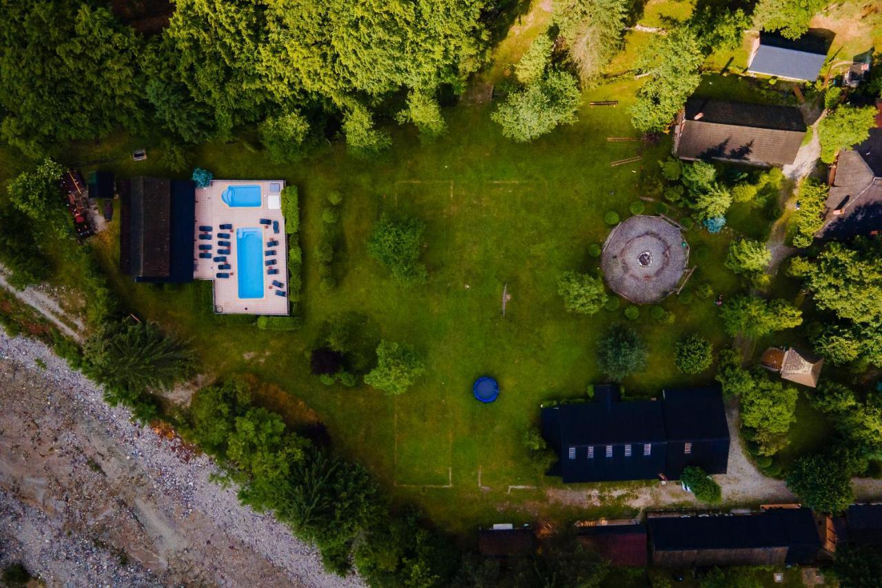 Fratii Jderi - Utopia Verde Brezoi Esterno foto